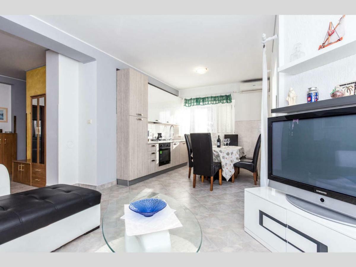 Villa Giani Apartments With Swimming Pool Opatija Buitenkant foto